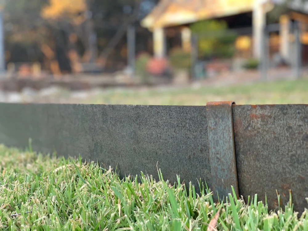 EdgePro Corten Steel Landscape Edging - 20ft Section with Connector Clips